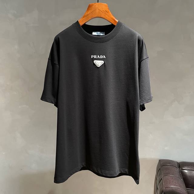 Prada triangle logo pattern spring and summer new short sleeves, comfortable an