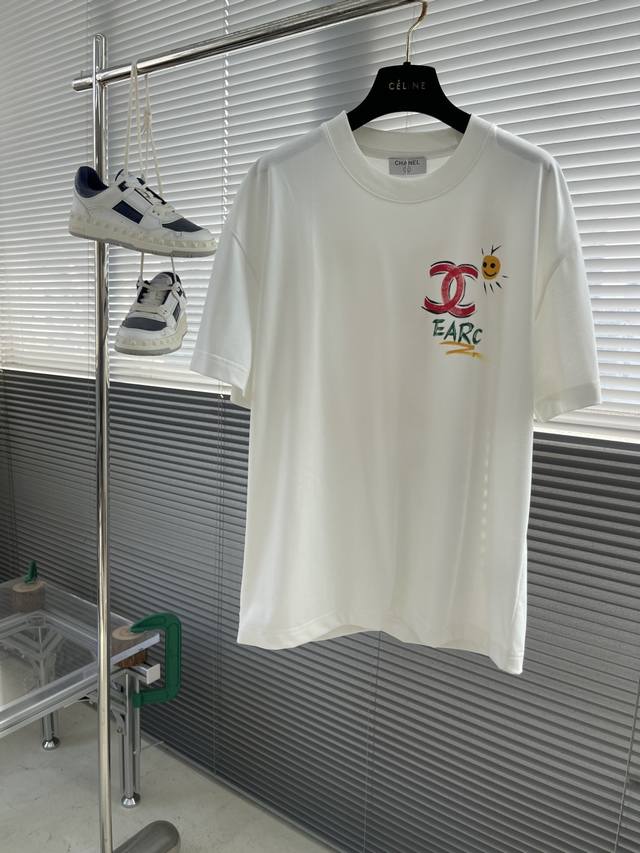 Chane 25Ss Summer new hand-painted short-sleeved T-shirt! Same as the counter, e