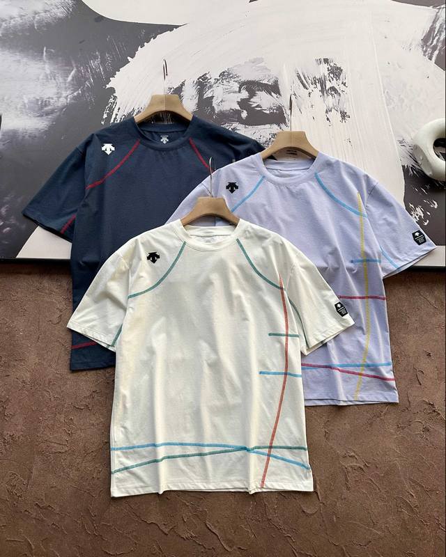 Descente Descente summer new dopamine three-dimensional logo bright line contras