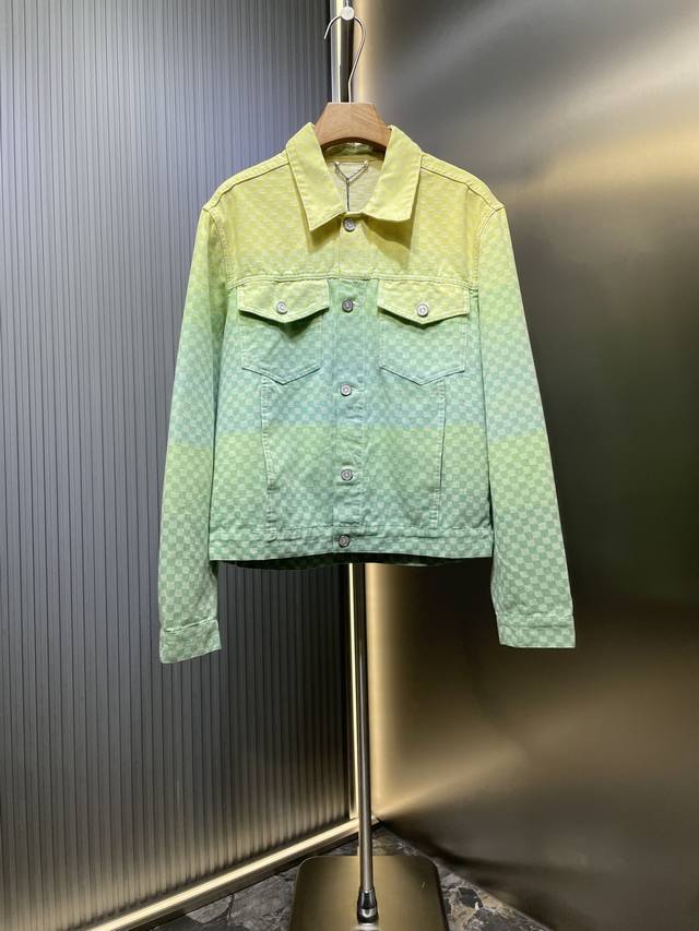 Louis Vuitton top original gradient jacquard denim jacket is made of custom cott
