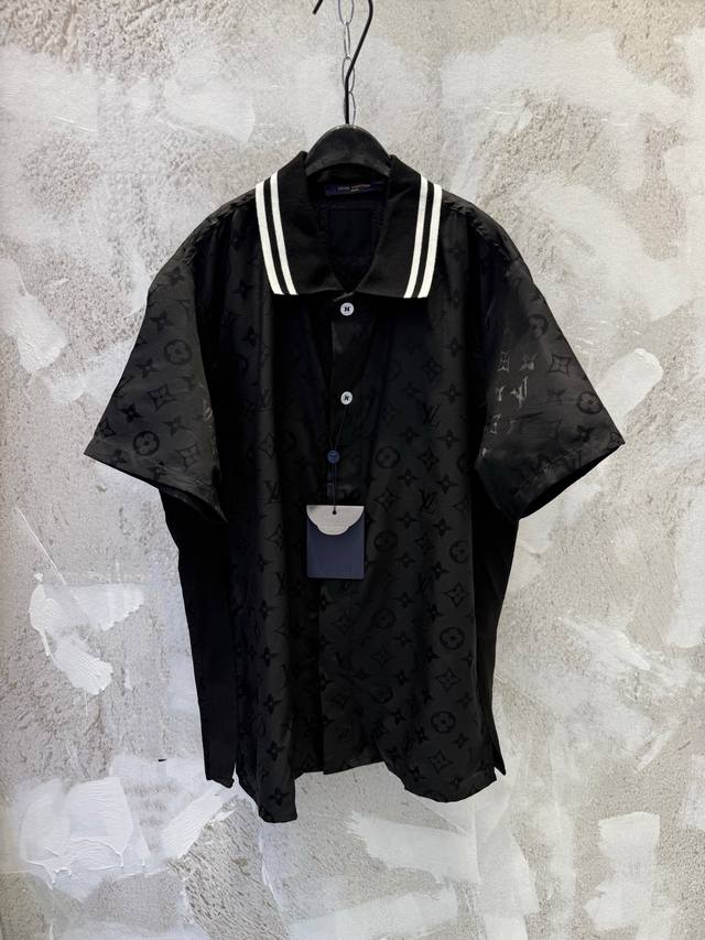 Lv25 The new Monogram moire jacquard shirt with silkworm lapel is made with exqu
