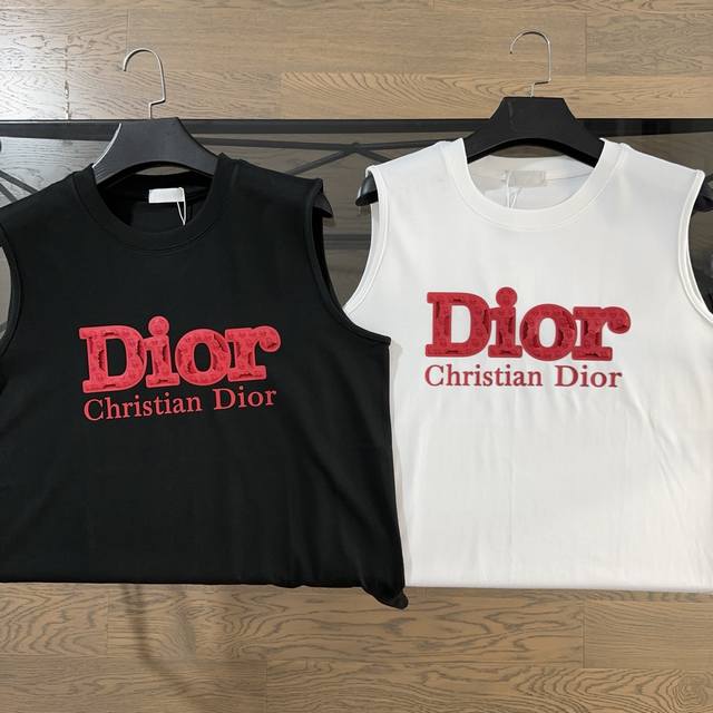 Dior 2025 summer new embossed letter logo sleeveless vest short sleeves The ches