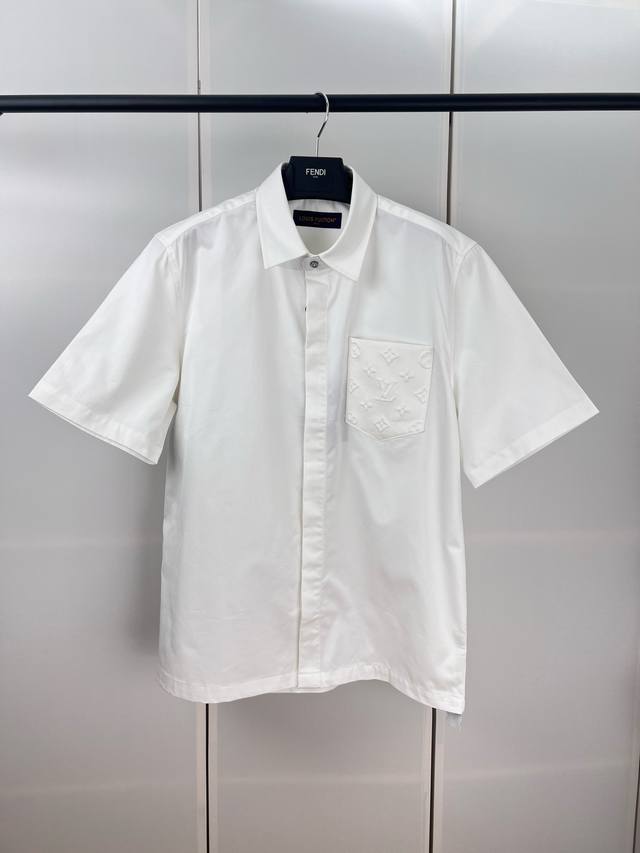 Lv Louis pocket embossed short-sleeved shirt SML Xl DDD