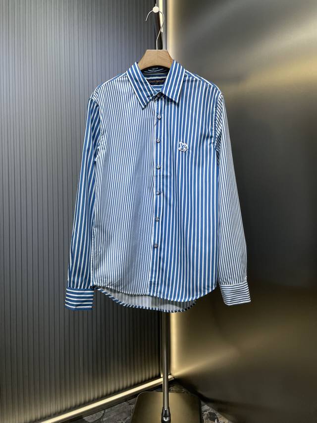 Lv Top Original Louis 25Ss new shirt uses stripes of varying widths to create a