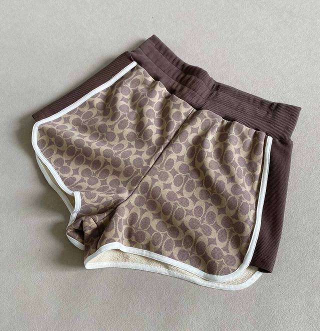 Coach Ss23 Pattern Full Print Elastic Waist Straight Shorts Women's Brown, a cas