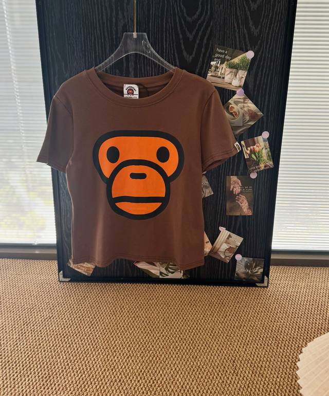 Product name: Bap* Ape-head Little Monkey Slim Short Sleeve Size: SM Color: Bro