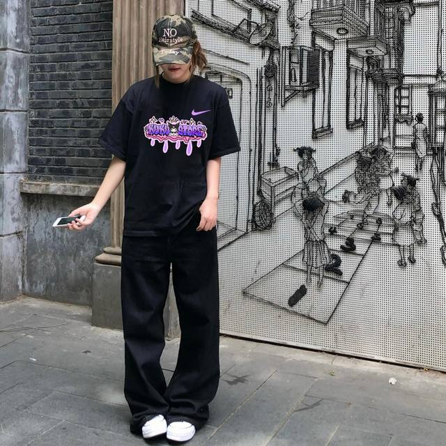 Nike Nike Kuromi co-branded couple short-sleeved T-shirt Made of 260g double san