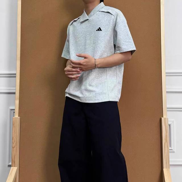 Style number: Wkd29 Adidas 2025Ss irregular splicing neckline Polo short-sleeve