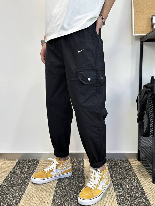 Style No. Wk091 25Ssnike's new spring multi-pocket overalls for couples Kuaisho