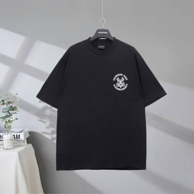 Top-grade, highest version, size is slightly larger. Balenciaga classic Logo, he