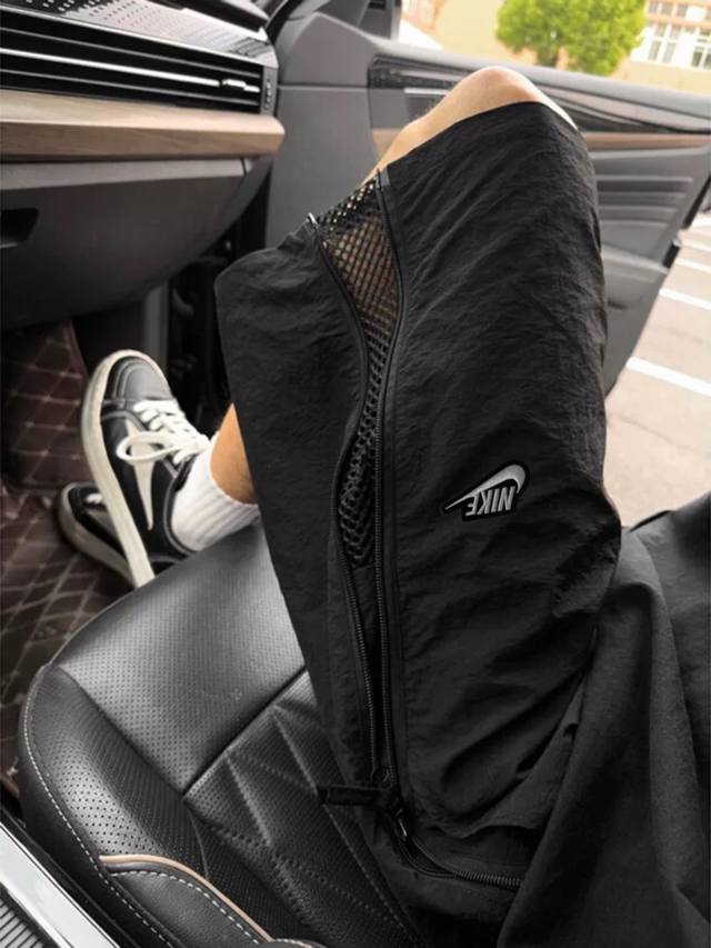 Nike zipper mesh breathable and comfortable shorts for couples, high street sty