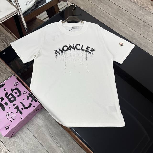 Moncler 25Ss tassel letter logo cuffs small embroidered badge couple round neck