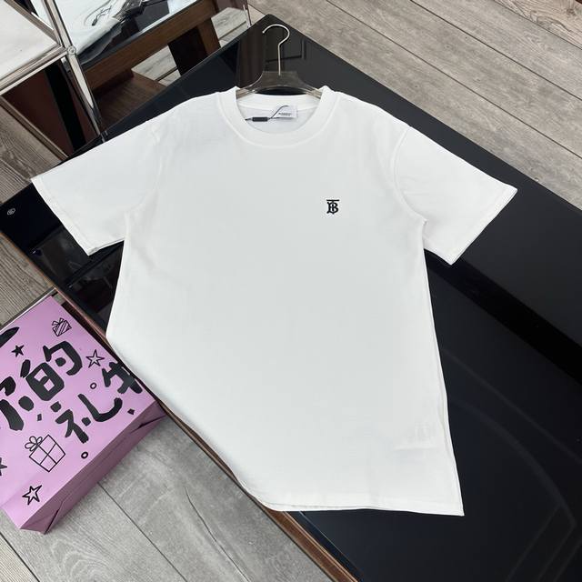 Burberry classic chest logo embroidered short-sleeved T-shirt for men and women