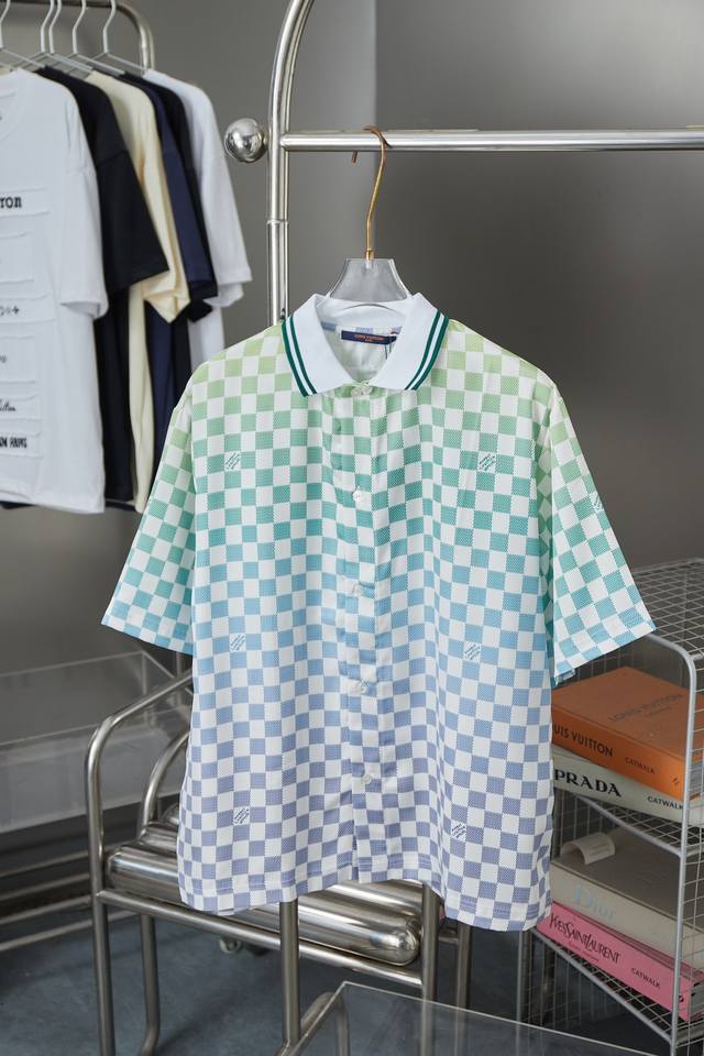 High version Lv 25Ss New style silk gradient shirt effect Damier pattern incorp
