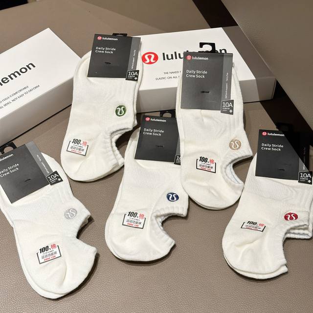 Lululemon Lulu wear socks, sweet or salty, can be matched with all kinds of shoe