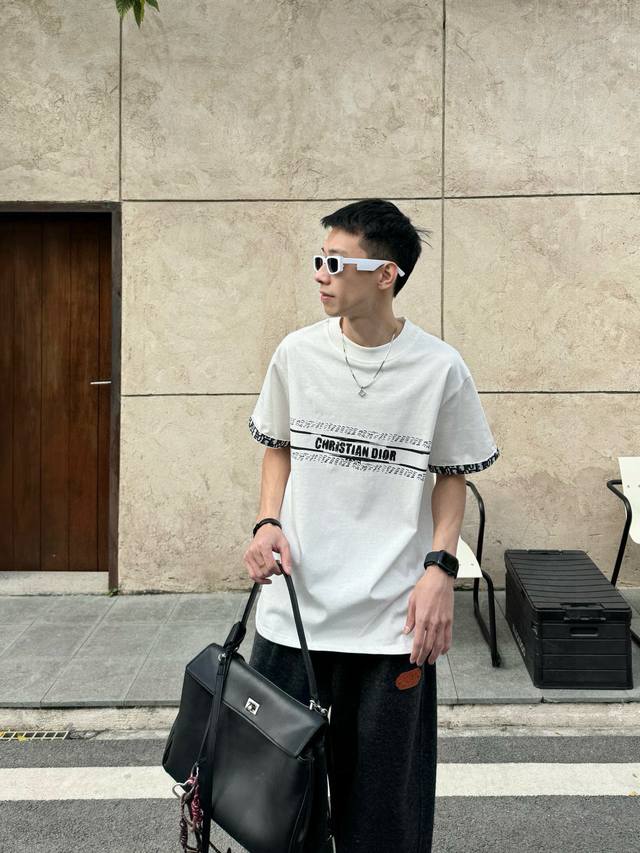 Product name: Dior 25Ss new hand-painted graffiti monogram letters round neck l