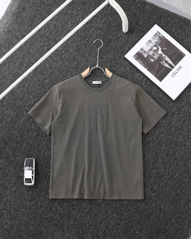 Top replica Loewe 2025 official website synchronized large Logo embroidered T-sh
