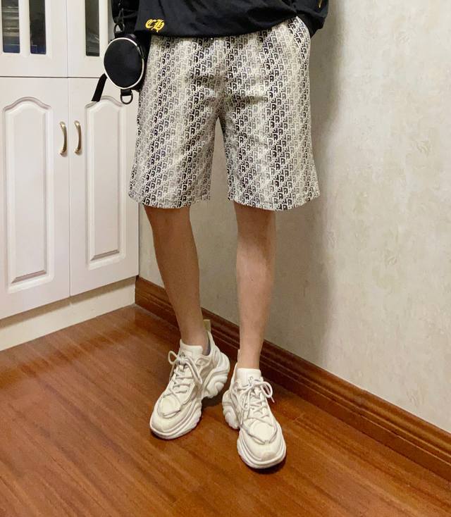 Dior Dior gradient stripe knitted jacquard couple shorts! Loose fit! Customized