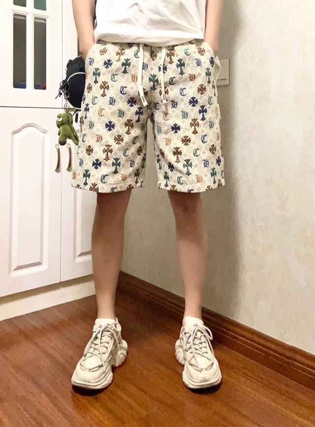 High quality Chrome Hearts cross knitted jacquard couple shorts! Loose fit! A h