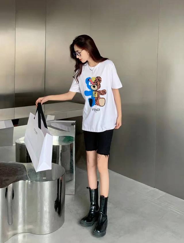 Style number: Fd62 Fendi 25Ss Master designed the new fashion brand printed rou