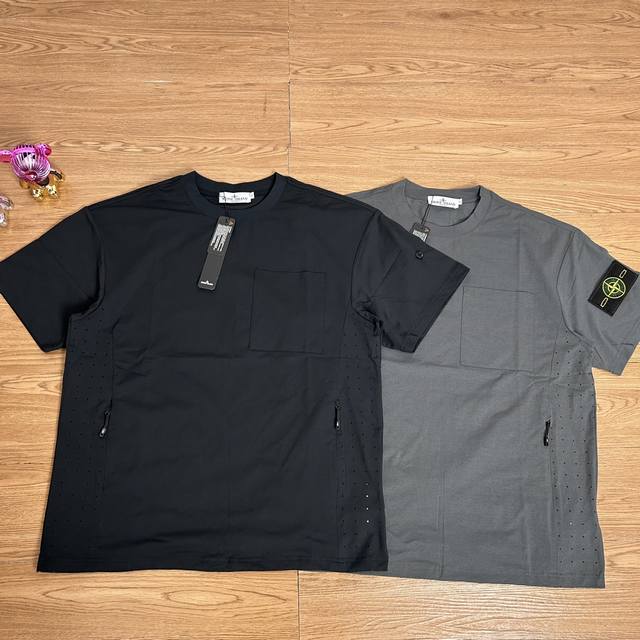 Stone Island Pocket perforated zipper functional short sleeves. The quality of t
