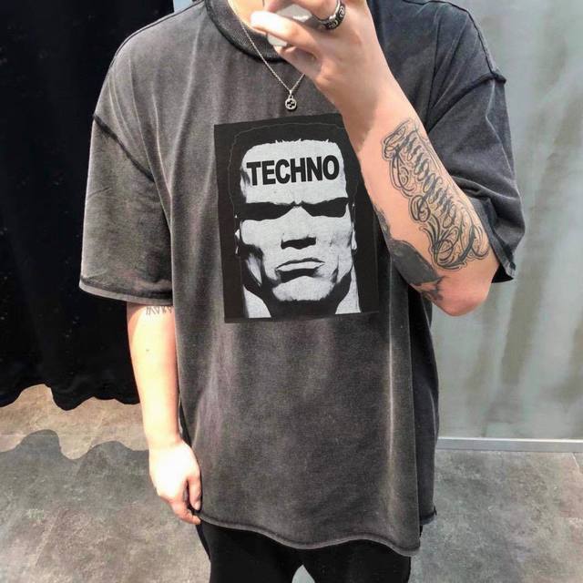 Arnodefrance 25Ss'techno' illustration printing heavy reverse line washing high