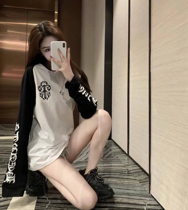 Chrome Hearts new arm Sanskrit stitching long-sleeved T-shirt Very high-end sun