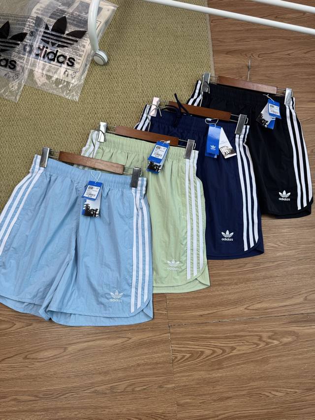 Adidas Adidas Trefoil Women's Sports Retro Loose Lightweight Shorts Woven quick-