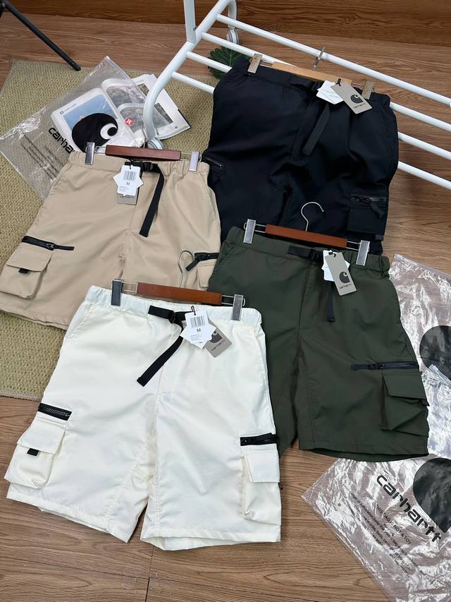 Huang Jingyu's Carharttwipelmwood ... With the blessing of a full set of packag