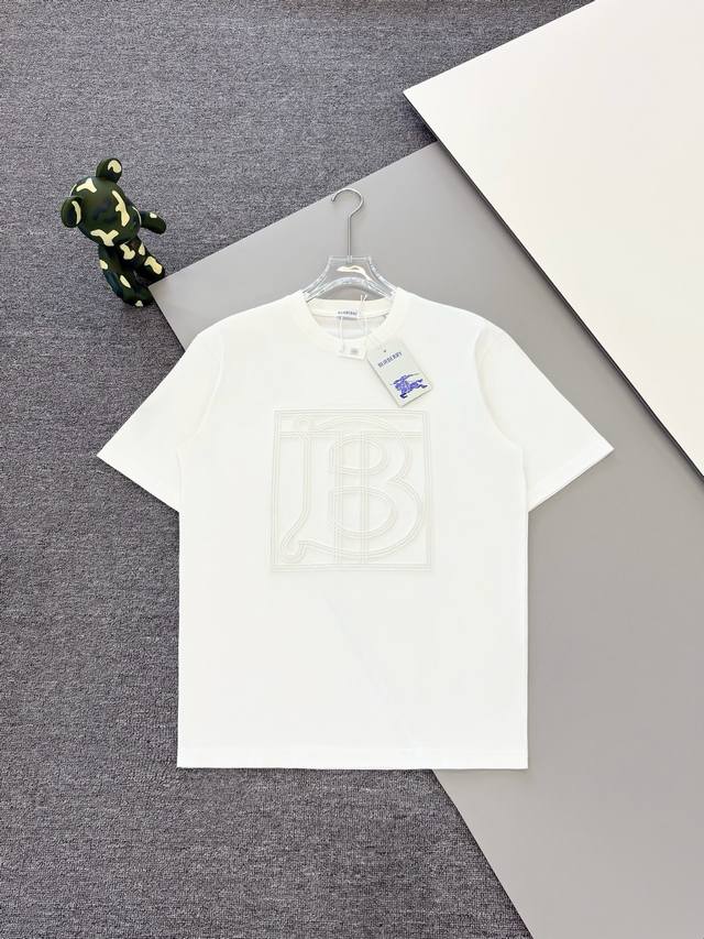 high version] Burberry 25Ss. The front is embroidered with a large English logo