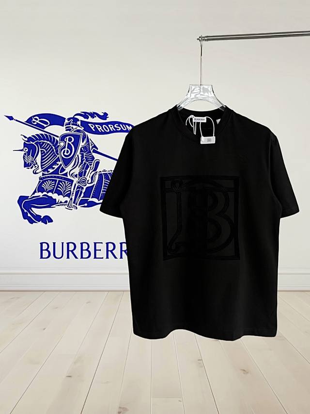 high version] Burberry 25Ss. The front is embroidered with a large English logo