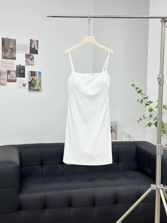 Fabric solid color casual back hollow design suspender dress Design concept Acco