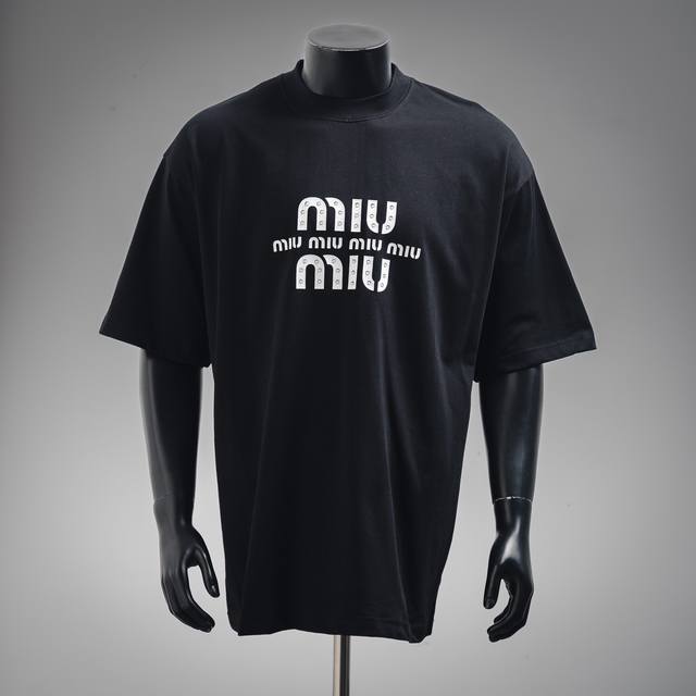 Miu Miu 25Ss Large Letter Pearl Short Sleeve T-shirt With its exquisite and simp