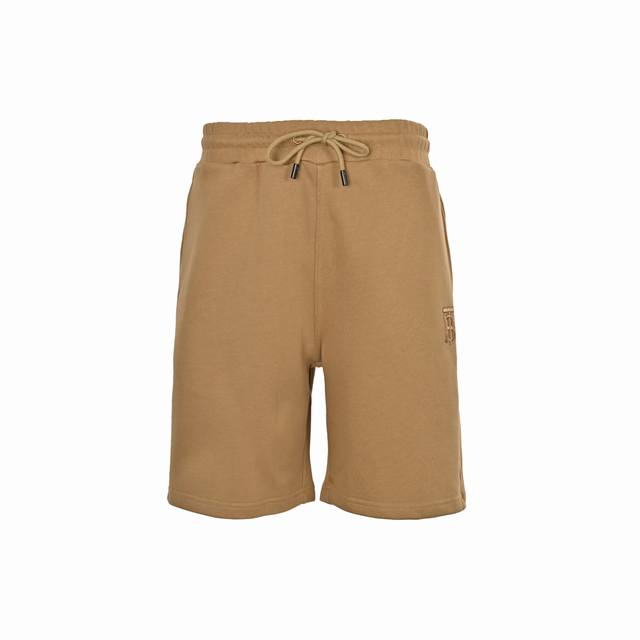 Burberry Burberry Note Pocket Shorts Another Burberry hot item that you must hav