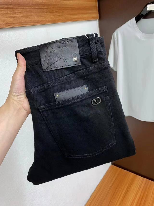 Valentino summer new style washed print fashion casual straight skinny jeans Ove