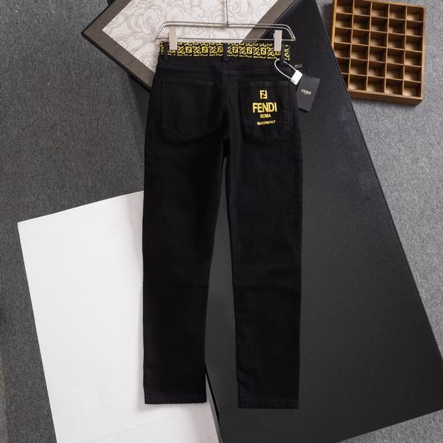 Fendi 24Ss new double F waist full print jeans The latest product, available at