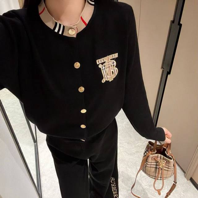 Burberry Burberry Bbr letter embroidered round neck cardigan trousers knitted su