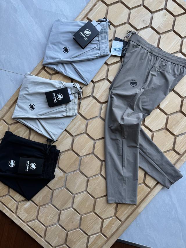 Mammoth summer casual trousers, unlock a new cool summer experience! Summer trav
