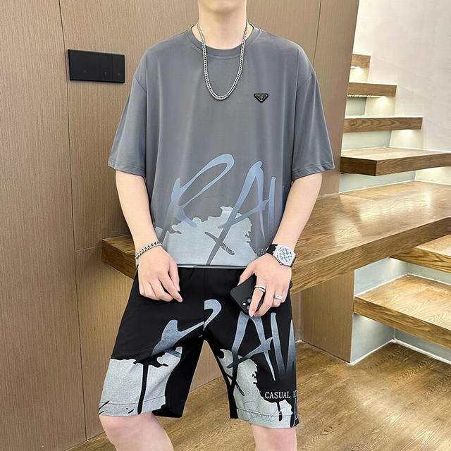 Prada 25Ss new high quality quick-drying short-sleeved shorts suit! Three-dimen