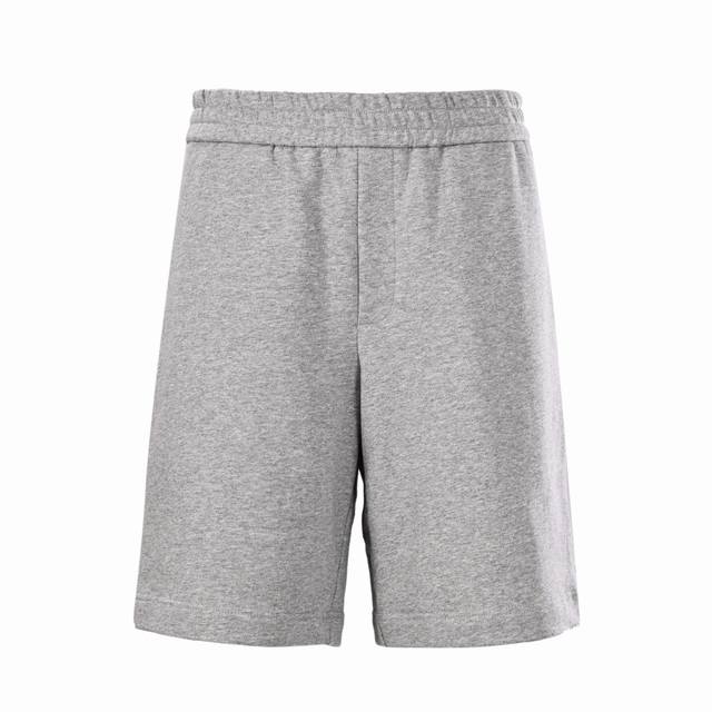 Burberry Bbr Plaid Cotton Back Pocket Applique Shorts Made of lightweight velvet