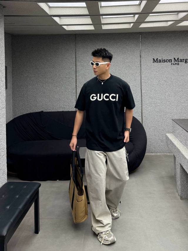 Gucci 2025Ss new classic letter embroidered couple casual short-sleeved T-shirt
