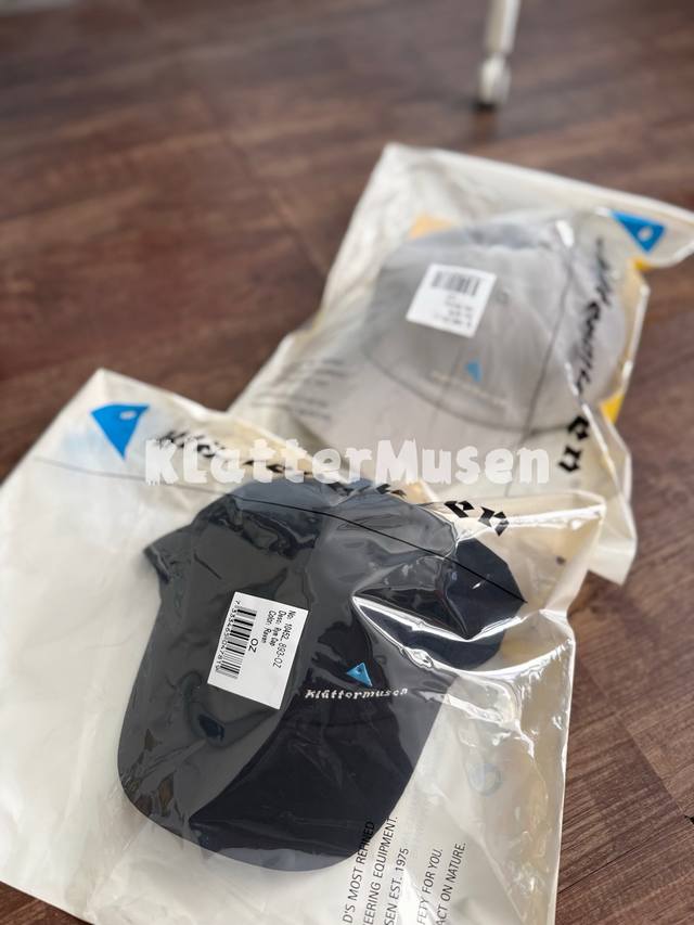 Outdoor essential Klttermusen Rym Frost Giant Rym duckbill cap