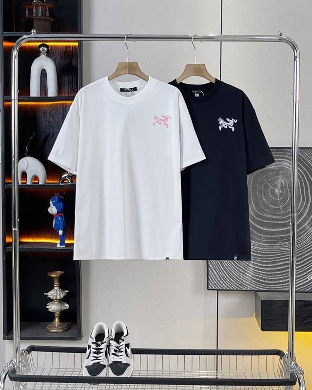 Arc'teryx 25Ss new summer short-sleeved couple's style with a nine-square graff