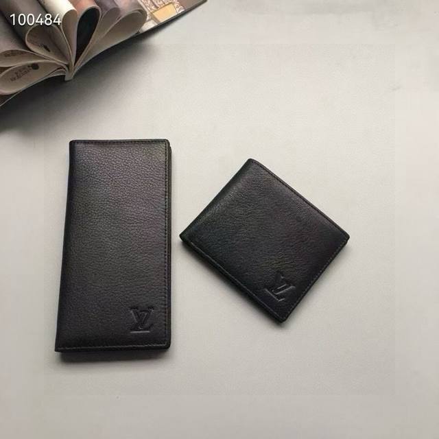 Long Short Lv suit folder Every mature man must have a wallet. A good quality wa