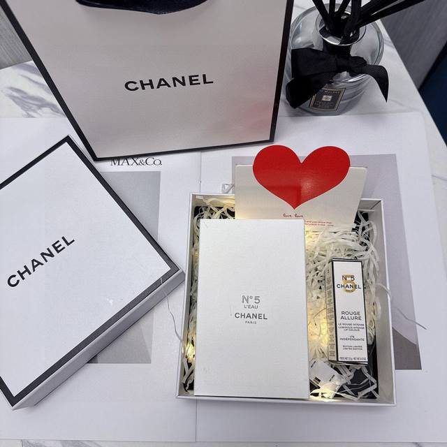 Chanel No5 perfume and lipstick set Chanel No.5 Eau de Toilette 100Ml Chanel li
