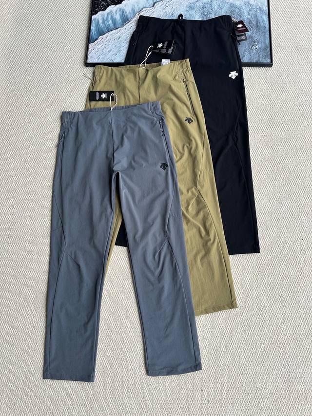 for Descente men's outdoor leisure woven sports quick-drying trousers! A very c
