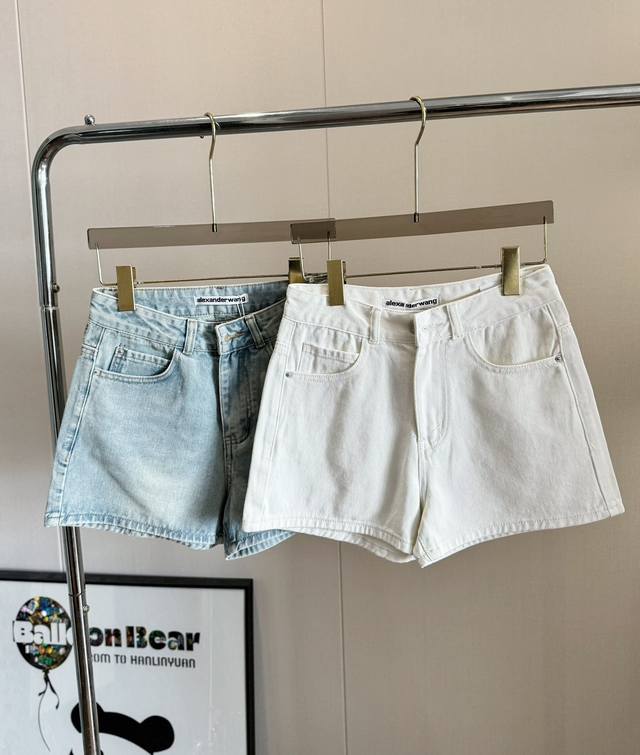 Special price, no return or exchange, no leftover white L1 Product name: Alexand