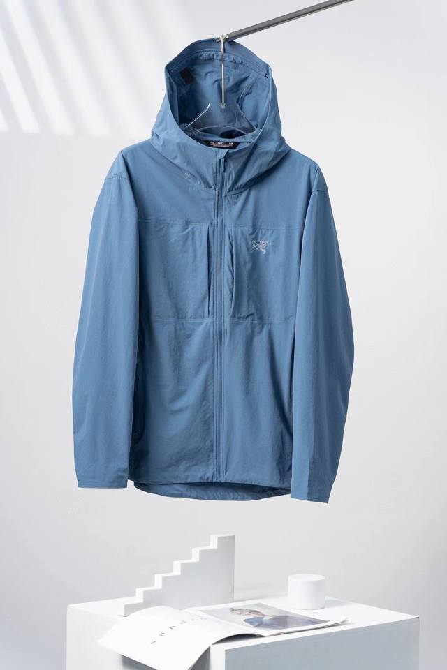 Highest version Arcteryx Gamma Lightweight solid color hooded soft shell thin an