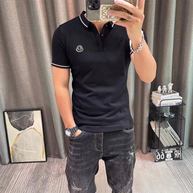Moncler The most comfortable short-sleeved Polo made of honeycomb fabric of cott
