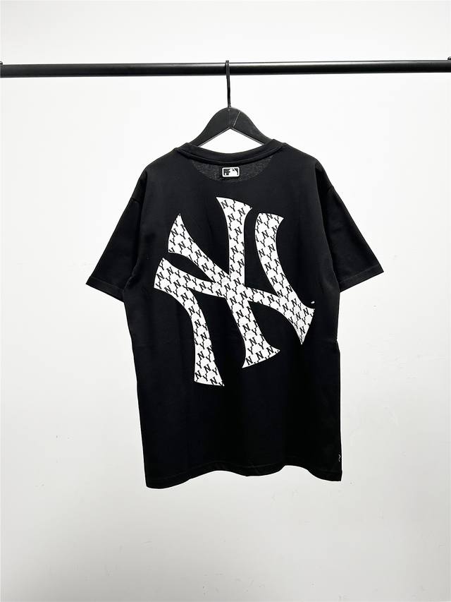 Mlb new short-sleeved T-shirt with large oblique letters in the cabinet! Three c